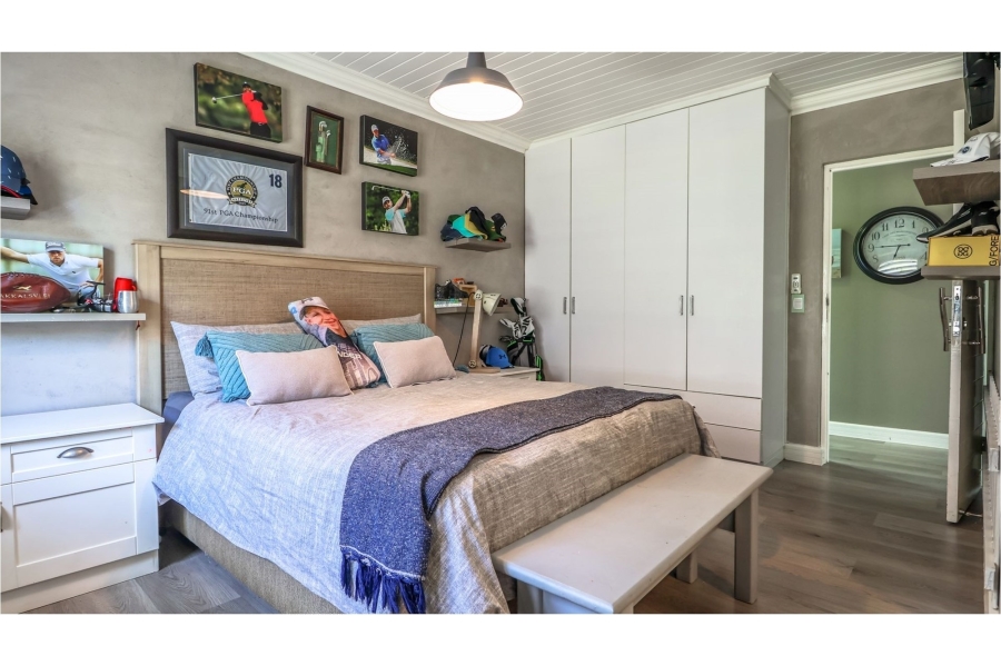 5 Bedroom Property for Sale in Num Num Cape Estate Western Cape